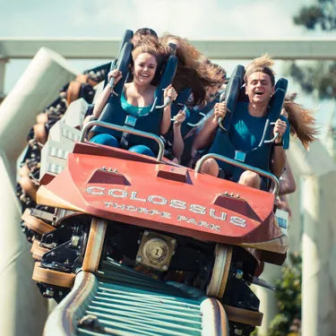 Colossus Rollercoaster Twist