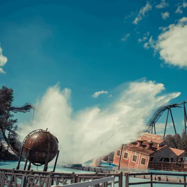 Tidal Wave Water Ride Splash